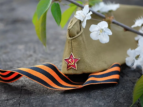 Коллектив АО «ГМСК «Заполярье» в Надыме сердечно поздравляет всех с великим праздником — Днем Победы!